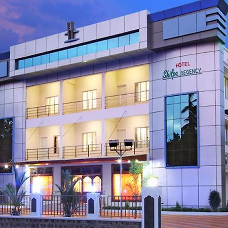 Hotel Shilpa Regency Kottarakara Ngoại thất bức ảnh