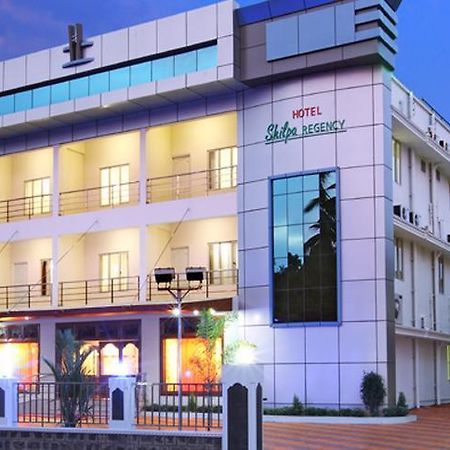 Hotel Shilpa Regency Kottarakara Ngoại thất bức ảnh